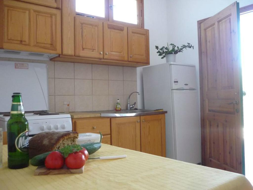 Milia * Agios Nikitas